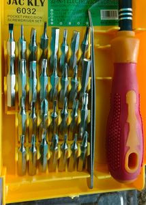 Magnetic 🧲 32 In 1 Super Cute Professional Glass