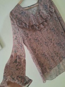 Chic Ruffled Floral Blouse