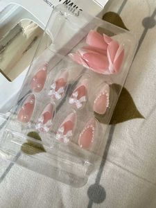 Elegant French Tip Nails with 3D-Bows 24 pcs
