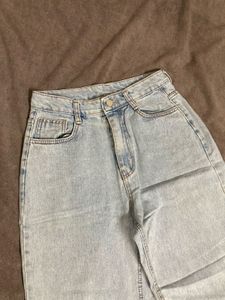 Light Wash Wide Leg Jeans