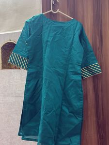 Teal Kurta with Gold Stripe Detail