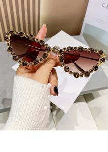 Sparkling Cat-Eye Sunglasses