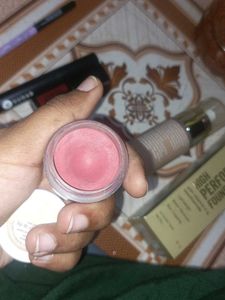 LAST CALL 5 Product Makeup Bundle PRICE DROP