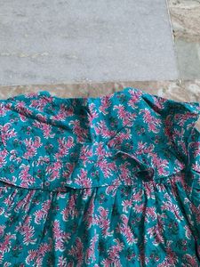 Chic Teal Floral Print Dress