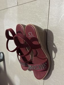 Carlton London Wedges Size UK4