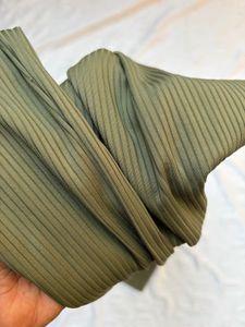 H&amp;M Divided Ribbed Trouser