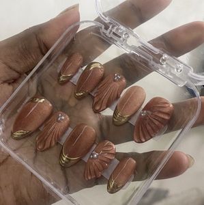 Glamorous Rose Gold Press-On Nails