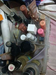 Makeup Organizer &amp; Jewelery Drawer