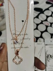 six peices of Fashionable Pendant Necklaces