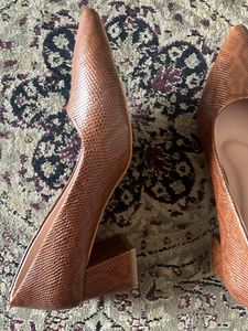Lavie Pointed Toe Heels- Throaway