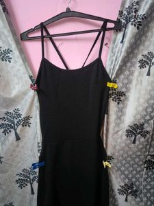 Backless Black Halter Neck Midi Dress