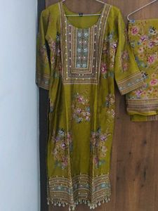 Beautiful Kurta Set with Trousers