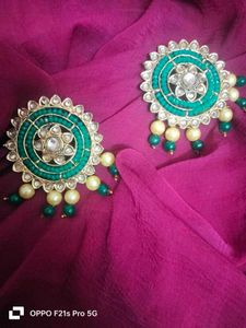 Elegant Green Circular Shaped Earrings