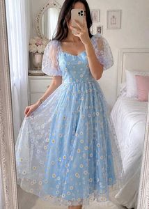 Blue Daisy embroidery Puff Sleeve Dress