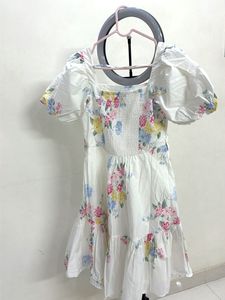 White Floral Puff Sleeve Dress | wore only once