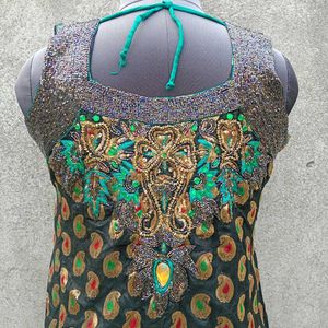 Embellished Kurta with Paisley Print
