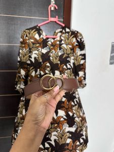 Dress with belt