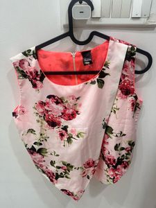 Stunning Floral Print crop top