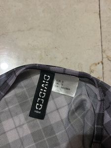 Chic Plaid Cropped Top