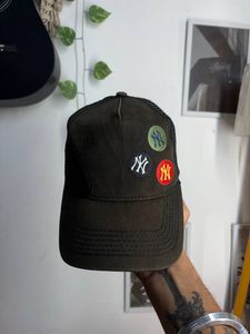 New York Yankees Trucker Hat