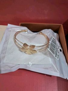 freesize floral golden bracelet