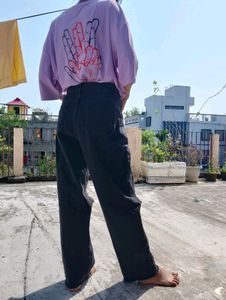 Ripped Straight Leg Jean's