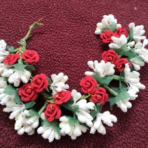Handmade Hair Gajra - Red Roses & White Flower