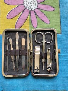premium 7pc menicure and pedicure set