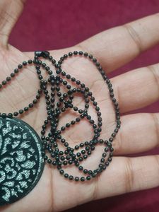 Petent With black Chain. 3
