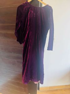 Velvet Embroidered Kurta with Shawl