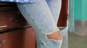 Stylish Ripped Jeans Outfit