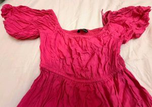 puff sleeves dress