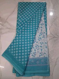 Floral print saree