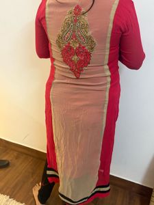 Elegant Pink &amp; Gold Embroidered Kurta