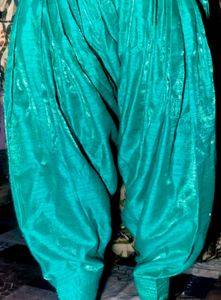 Green pathani salwar jyada ghoom wali silk shining