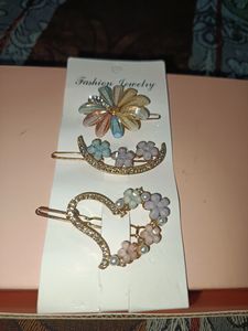 Set of 3 Hair Clips - Flower, Moon &amp; Heart