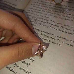 Elegant Winged Ring with Cubic Zirconia