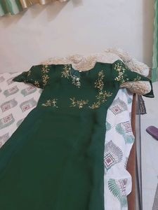 Emerald Green Embroidered Kurta Set