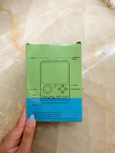 BRAND NEWRetro Handheld Game Player