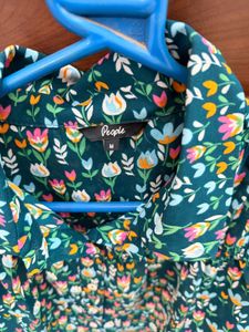 Chic Floral Print Blouse