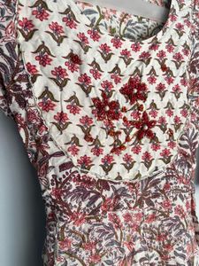 Elegant Floral Print Kurta