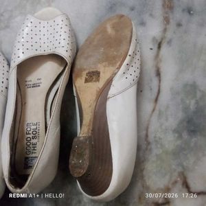 🥳 offer 🥳set of 2 pair Chic White Peep-Toe Flats