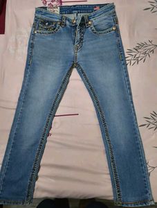 TRUE RELIGION Stylish Blue Denim Jeans