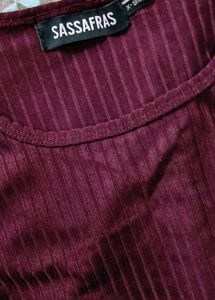Ribbed Sleeveless Burgundy Top