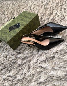 Gucci Signoria Slingback