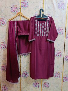 🇳🇿💫❤️Elegant Maroon Kurta Set with Dupatta