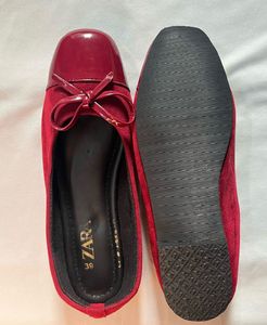 Chic Red Ballet Flats