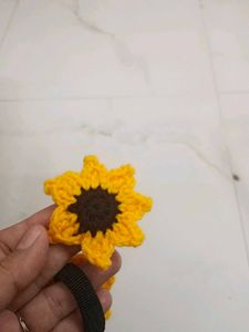 Sunflower Hair Ties - Crochet
