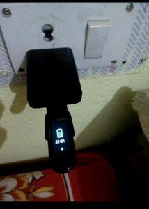 ISonata Gold Smart Band wireless SweatProof.