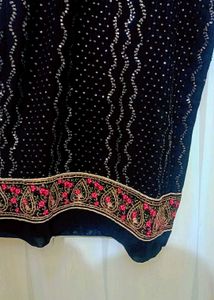 Elegant Black Salwar Kameez Suit